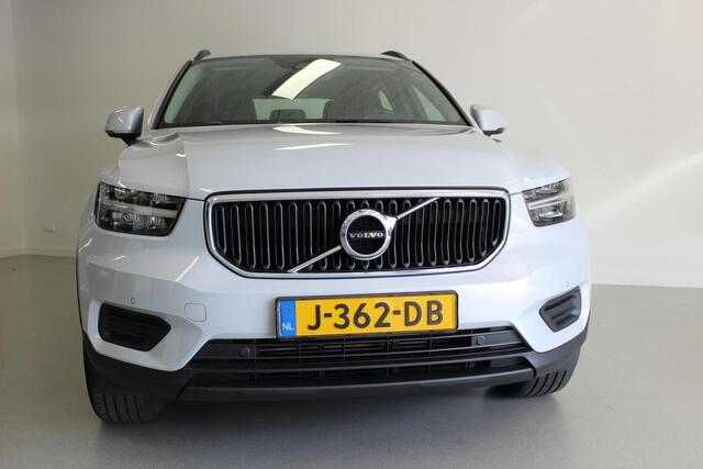 Volvo XC40 1.5 T2 Momentum Core | WEGKL-TRHAAK | CLIMA | STOEL/STUUR-VERW | CAMERA | NAVI | DAB-RADIO |