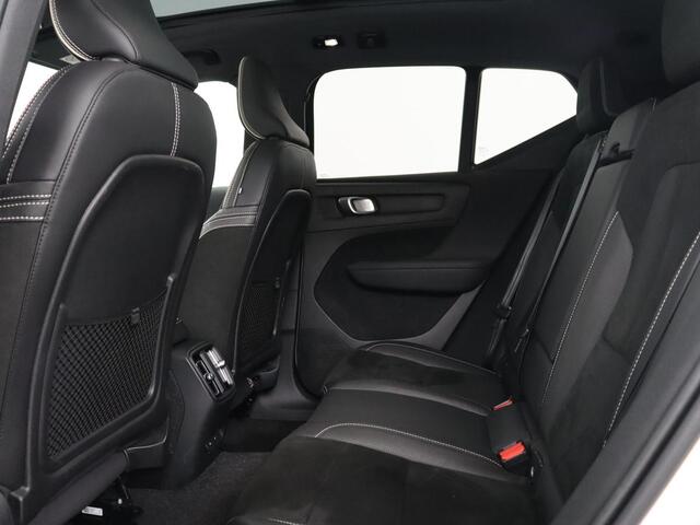 Volvo XC40 Recharge P8 AWD R-Design | Panoramadak | 360 Camera | Harman/Kardon | Stoel & stuurverwarming | Adaptive cruise | Leder/Alcantara | Carplay | Navigatie