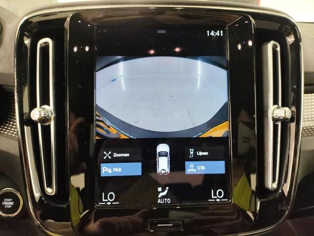 Volvo XC40 1.5 T2 R-Design | Adaptieve Cruise Control | Dode Hoek Detectie | Parkeer Camera | Parkeersensoren Voor en Achter |