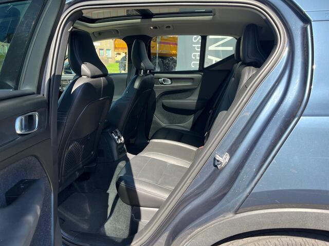 Volvo XC40 T5 Recharge Inscription | Rijklaarprijs | Pano dak | IntelliSafe Packs |