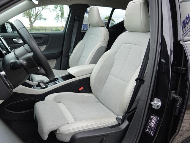 Volvo XC40 1.5 T5 Twin Engine Momentum Pro H-LEER | PANO | MEMORY | PILOT | BLIS + CTA