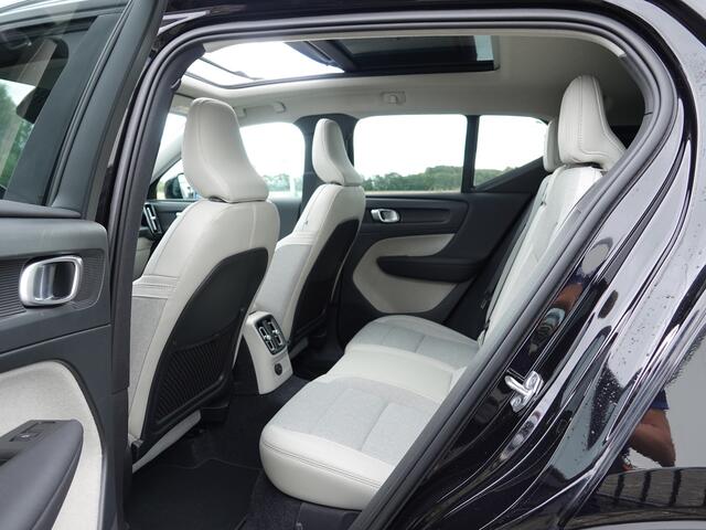 Volvo XC40 1.5 T5 Twin Engine Momentum Pro H-LEER | PANO | MEMORY | PILOT | BLIS + CTA