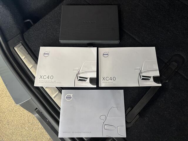 Volvo XC40 1.5 T3 R-Design / Navigatie / Camera / Dealer onderhouden / Elektrische achterklep /