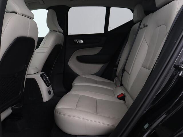 Volvo XC40 1.5 T5 Twin Engine Inscription | Panoramadak | Leder | Harman/Kardon | Stoelverwarming | Carplay | Camera | Navigatie | Adaptive cruise | PHEV | Plug In