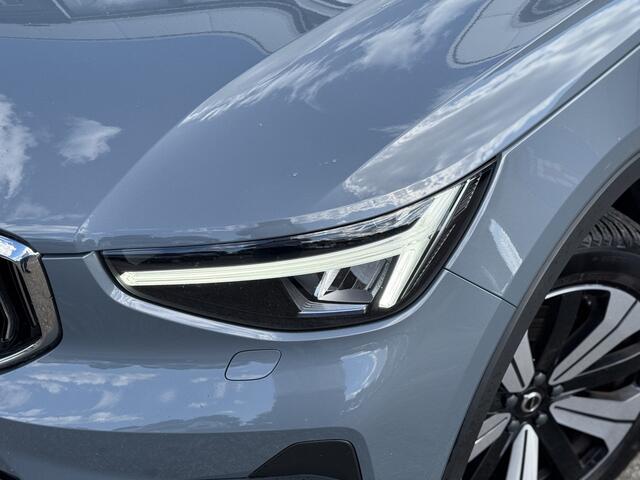 Volvo XC40 T4 Aut. Plug-in hybrid Ultimate Bright | Panoramadak | Harman Kardon | Parkeercamera | Trekhaak