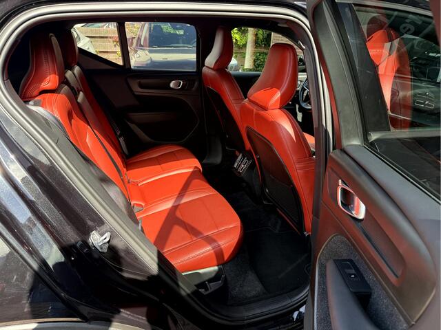 Volvo XC40 1.5 T3 Momentum Pro Panoramadak, Trekhaak, Camera