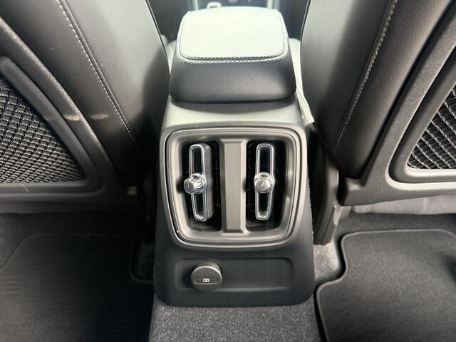 Volvo XC40 1.5 T4 Plug-in hybrid 211PK l Leder l Trekhaak