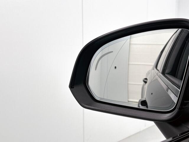 Volvo XC40 2.0 B4 Plus Black Edition | Panoramadak | 360 graden camera |