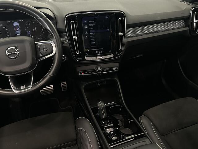 Volvo XC40 1.5 T3 R-Design | Panoramadak | LED | Navigatie | Climate Control | Cruise Control | Lichtmetalen velgen 18"