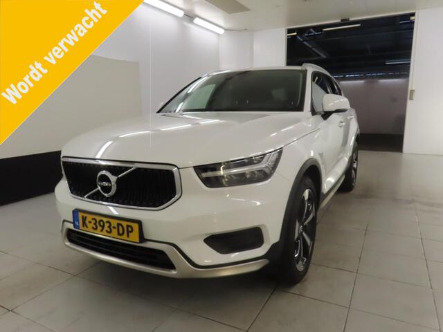Volvo XC40 1.5 T2 Momentum