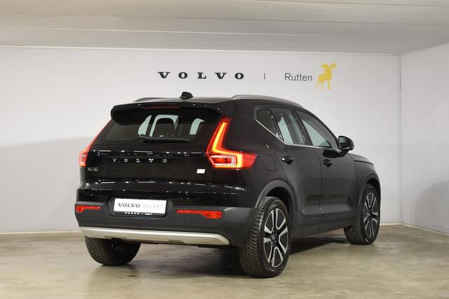 Volvo XC40 T5 262PK Automaat Plug-in Hybrid Inscription / Navigatie / Leren bekleding / Parkeersensoren v+a / Achteruitrijcamera / Cruise Control / Elektrische achterklep / 19" LM-Velgen
