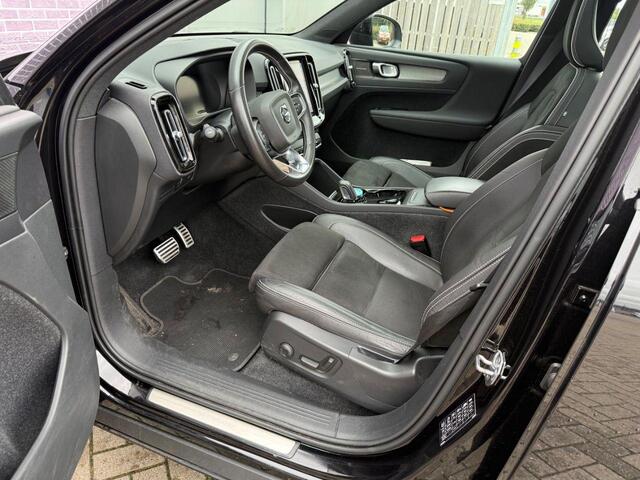 Volvo XC40 Recharge P8 AWD R-Design | Lounge Pack | Power Seats | Trekhaak | Warmtepomp | Schuifkanteldak | 20" | 360 Camera |