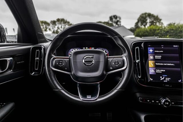 Volvo XC40 1.5 T3 R-Design | Camera | Carplay | Stoelverw.