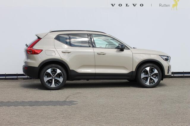 Volvo XC40 B3 177PK Automaat Plus Dark Google infotainment / Draadloos telefoon opladen / Elektrisch bedienbare bestuurdersstoel met geheugen / Adaptieve Cruise Control / Parkeersensoren voor en achter met 360 graden camera