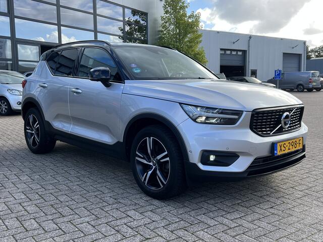 Volvo XC40 2.0 T4 Automaat 190 pk AWD R-Design Navigatie Trekhaak 2000 kg Panoramadak ACC Pilot Assist 360 Camera Vol Leder Elek stoelen Standkachel Apple Carplay Vol Opties NL Auto 4-WD