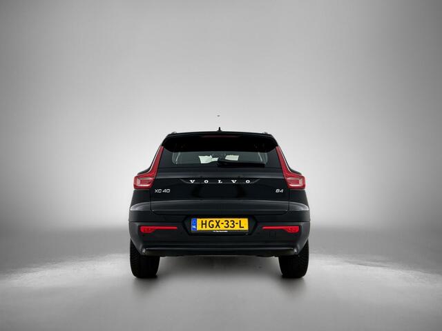 Volvo XC40 2.0 B4 Plus Dark