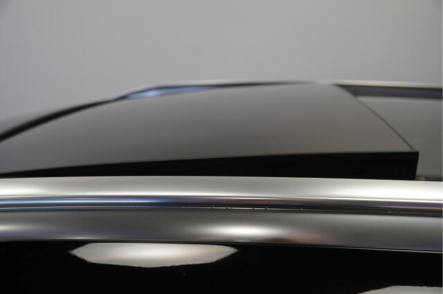 Volvo XC40 2.0 T4 140kW/190pk Aut8 Intro Pro PANORAMADAK + HARMAN/KARDON + ADAPT.CRUISE + NAVI SENSUS + SPORTSTOELEN + DRIVE MODES + HALFLEER + STOELVERWARMING + CAMERA + LANE ASSIST + LED KOPLAMPEN + TREKHAAK + PARKSENSOREN V&A + 19" LM-VELGEN!!