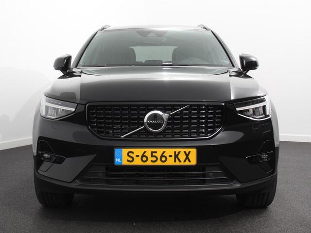 Volvo XC40 1.5 T5 Plug-in hybrid Ultimate Dark Volvo XC40 1.5 T5 Recharge Ultimate Dark MY 2023 PHEV | Electrisch Glazen Panorama dak | Navigatie | Dab | Led | Adaptive Cruise Control | Camera | Parkeer sensoren