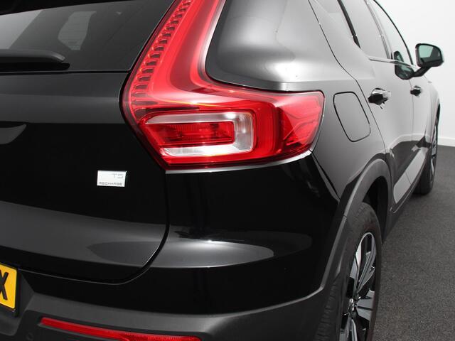 Volvo XC40 1.5 T5 Plug-in hybrid Ultimate Dark Volvo XC40 1.5 T5 Recharge Ultimate Dark MY 2023 PHEV | Electrisch Glazen Panorama dak | Navigatie | Dab | Led | Adaptive Cruise Control | Camera | Parkeer sensoren