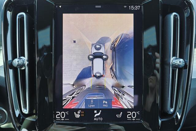 Volvo XC40 T5 Recharge Plus Dark - IntelliSafe Assist - 360º Camera - Harman/Kardon audio - Verwarmde voorstoelen & stuur - Parkeersensoren voor & achter - Elektr. bedienb. voorstoelen met geheugen links - Draadloze tel. lader - Extra getint glas - 19' LMV