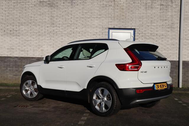 Volvo XC40 T4 Momentum Pro | Trekhaak | Dealer onderhouden
