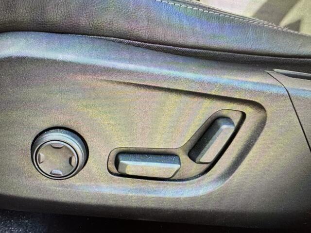 Volvo XC40 1.5 T5 Plug-in hybrid Plus Bright | Face-Lift | Leer | Navi | Apple | Cruise | Elek. Stoel.| % Bovag Occasion Partner %