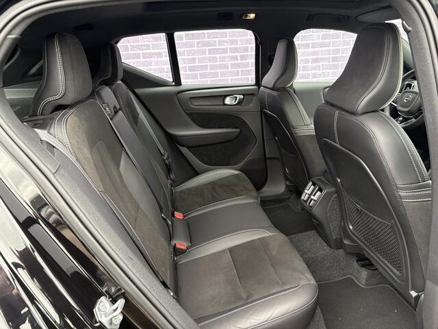 Volvo XC40 1.5 T2 R-Design | LED | Panorama Schuifdak | Stoel + Stuurverwarming | Blis | Adaptieve Cruise controle | Camera | Panorama dak | Zitvlak verlengers | Elektrische achter klep |