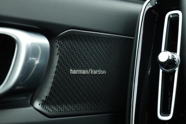 Volvo XC40 B3 Plus Black Edition | 360cam | Pilot Assist | Harman Kardon | Memory seat | 20'' | Pixel LED