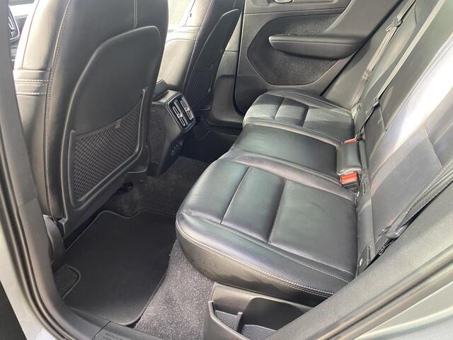 Volvo XC40 2.0 T5 AWD Intro Edition ACC|cam|leer|Blis|DAB