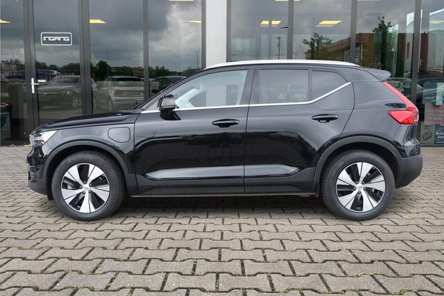 Volvo XC40 1.5 T4 Recharge Inscription | ACC | Camera | Keyless |