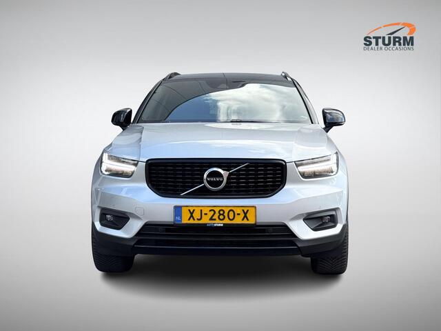 Volvo XC40 2.0 T4 R-Design NL-Auto, Veel Opties! | Trekhaak Uitklapbaar | Panoramadak | Stuur- + Stoelverwarming | Geheugenstoel | Blind Spot | All Season Banden | Rijklaarprijs!