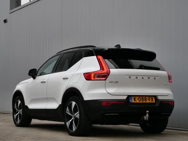 Volvo XC40 Recharge P8 408pk AWD R-Design Automaat Trekhaak / Stuurverwarming / Adaptive cruise
