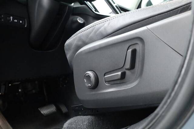 Volvo XC40 T5 Recharge Ultimate Dark | Pano | Pilot Assist | Camera | Leder | Elek. Stoelen | 20''