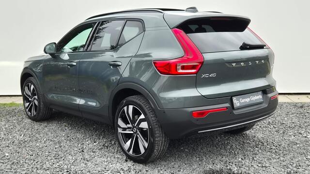Volvo XC40 2.0 B3 Ultra Dark MY 2026 - 20" Wielen - Panorama dak - Lighting - H/K Audio - 360 Camera - Alarm - Climate - Privacy Glass - R980 interieur