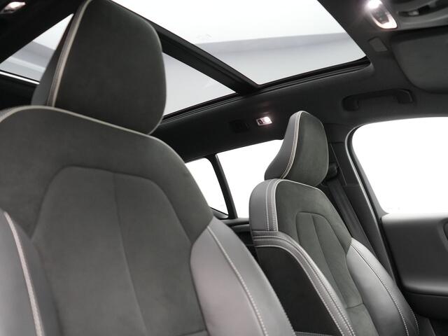 Volvo XC40 T4 Recharge R-Design Plug In Hybrid 211pk Dealer O.H PHEV | Panodak | Adaptive Cruise | 360 Camera | Alcantara Sportstoelen Memory & Verwarmd | Harman & Kardon | Apple Carplay | Stuur Verwarmd | Navigatie | Virtual | DAB |