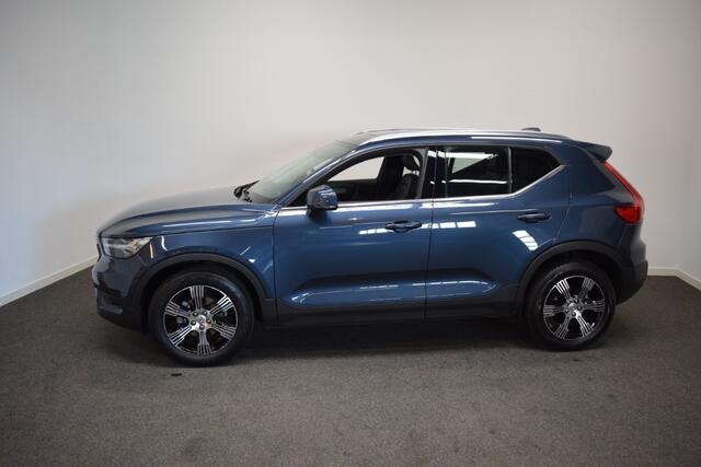 Volvo XC40 T3 163pk AUT8 Inscription Trekhaak 1600kg/ Leer/ Stoelverw./ Panodak/ Camera