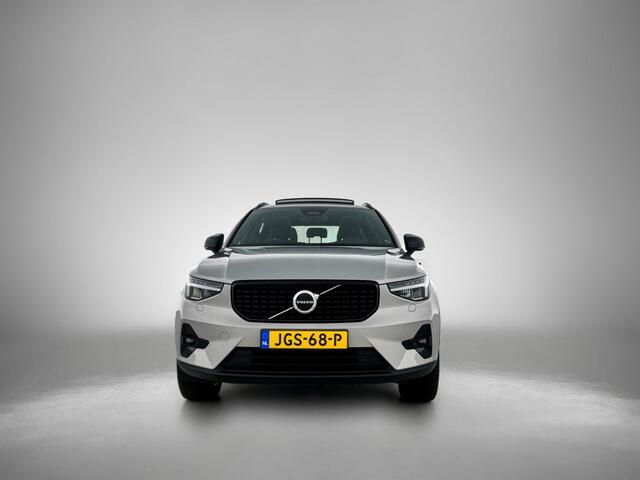 Volvo XC40 B3 Dark | Nubuck | Pano | Climate Pack | Pilot Assist | Memory S