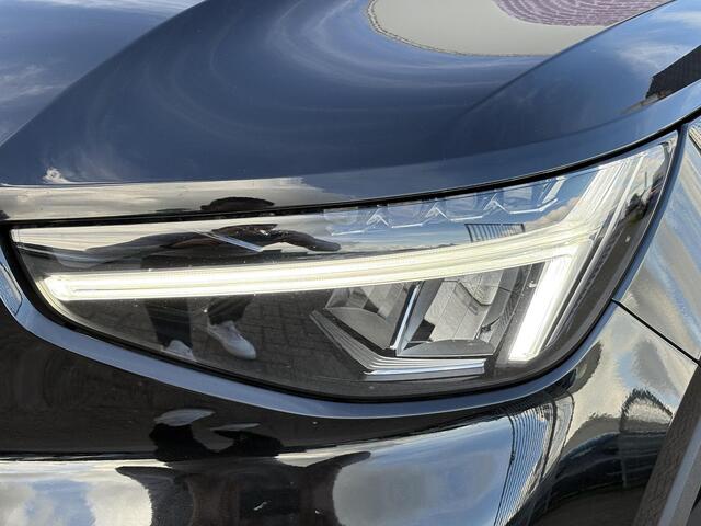 Volvo XC40 2.0 B4 Plus Dark | Trekhaak | Memory | Zitting verlengers | parkeersensoren vóór en achter | camera | Google auto | Full LED | verwarmde voorstoelen en stuurwiel | trekgewicht 2000KG! |