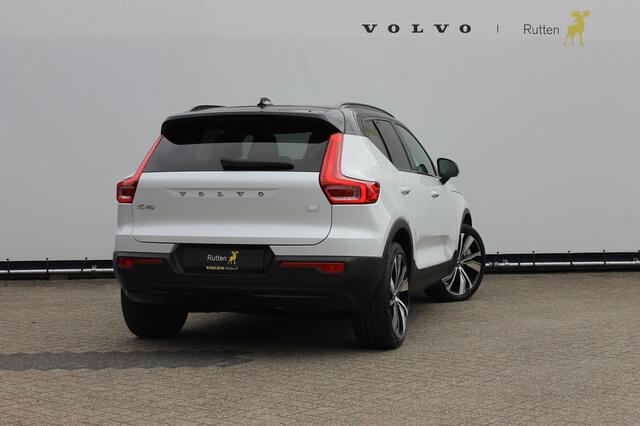 Volvo XC40 Recharge P8 AWD R-Design 20" lm velgen / Warmtepomp / Extra getint glas vanaf de B-Stijl / Google infotainment