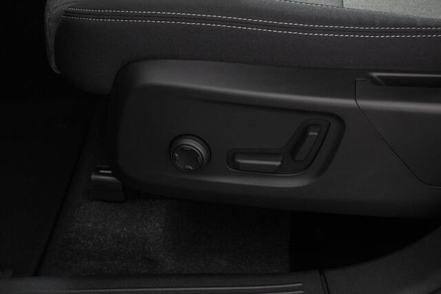 Volvo XC40 1.5 T5 Plug-in hybrid Plus Dark Navigatie Climate Control Adaptive Cruise Control 18"LMV Parkeer sensoren Dab Led