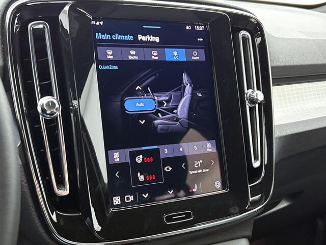 Volvo XC40 2.0 B4 Plus Dark | Trekhaak | Blis | Harman Kardon Audio |