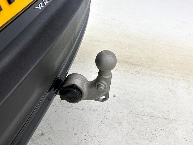 Volvo XC40 2.0 B4 Plus Dark | Trekhaak | Blis | Harman Kardon Audio |