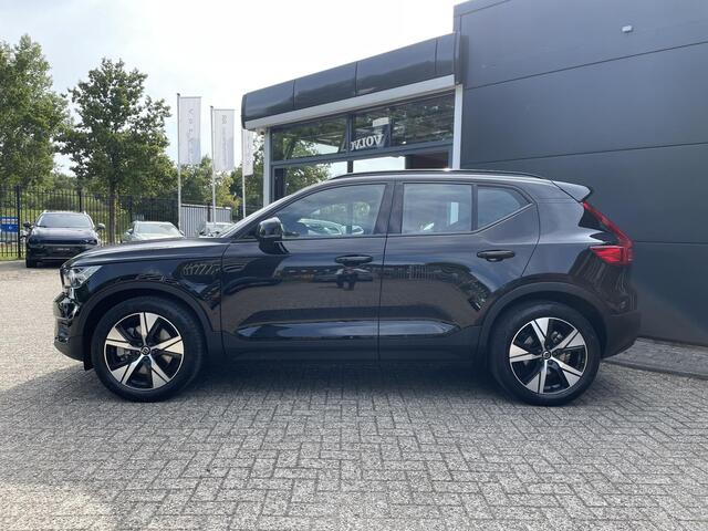 Volvo XC40 1.5 T4 Recharge R-Design | Stoelverwarming | Comfortstoelen | Adaptive cruise control | Voorstoelen + stuurwielverwarming | Volvo on Call | Apple CarPlay/Android Auto | Parkeersensoren achter | Dealeronderhouden | Semi-elektrische trekhaak |