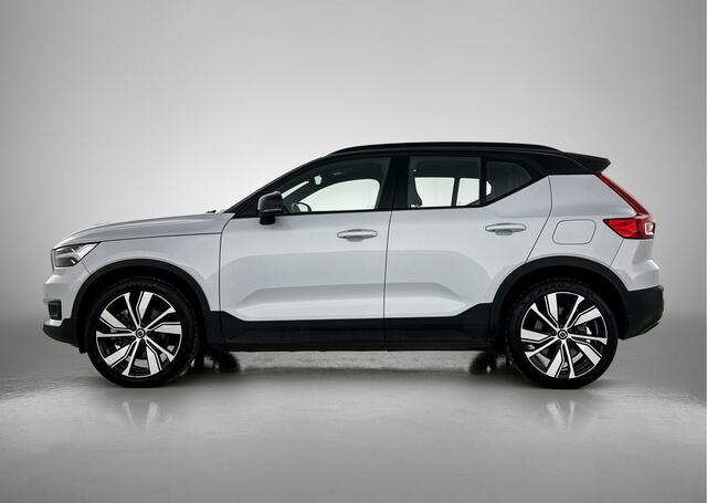 Volvo XC40 Recharge P8 AWD R-Design Navigatie | Camera | Pano-dak | Trekhaak wegklapbaar