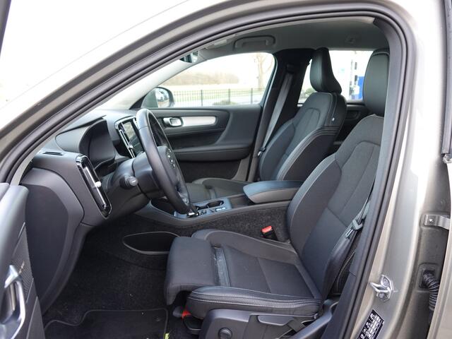 Volvo XC40 1.5 T5 Twin Engine Momentum Pro PILOT + ACC | BLIS | H-LEER | HK AUDIO