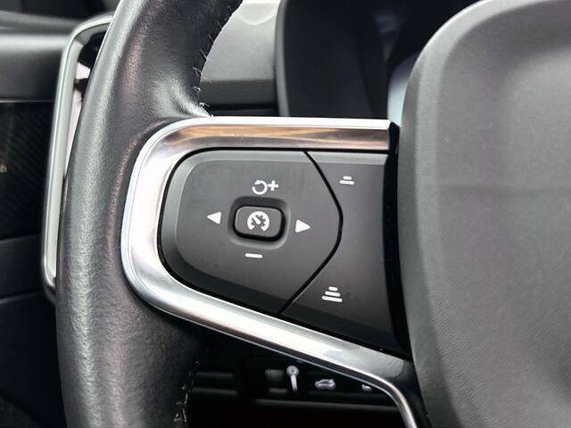 Volvo XC40 1.5 T4 Rech Inscription | Panorama dak | Trekhaak | Harman Kardo