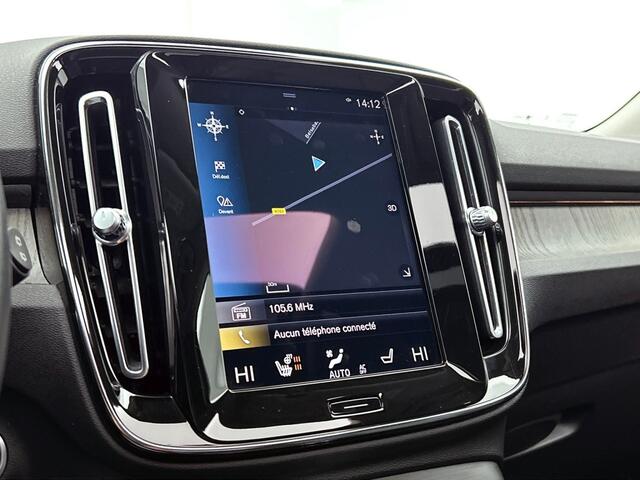 Volvo XC40 1.5 T4 Rech Inscription | Panorama dak | Trekhaak | Harman Kardo