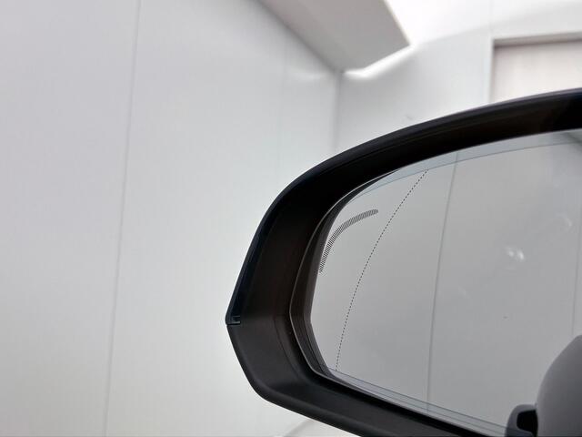 Volvo XC40 1.5 T4 Rech Inscription | Panorama dak | Trekhaak | Harman Kardo