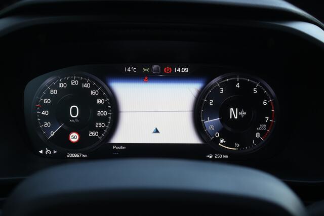 Volvo XC40 1.5 T3 | Airco | Trekhaak | Origineel NL |