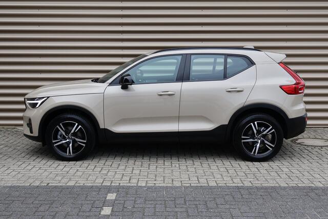 Volvo XC40 2.0 B4 Plus Dark l Trekhaak l Harman Kardon l ACC l